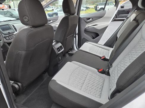 Used 2024 Chevrolet Equinox LS image 21