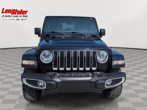 Used 2022 Jeep Wrangler Unlimited Sahara w/ Cold Weather Group AWD/4WD image 8
