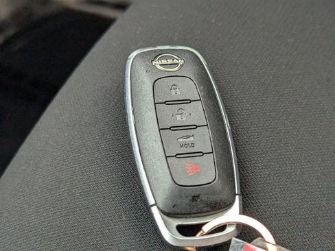 Used 2025 Nissan Sentra S image 27