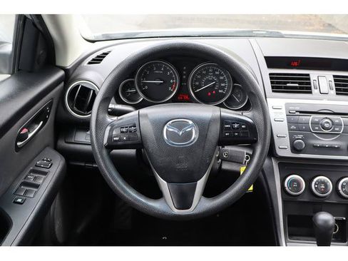 Used 2013 MAZDA MAZDA6 i Sport FWD image 9