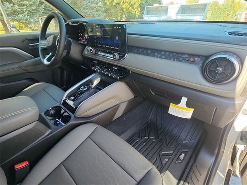 New 2026 Chevrolet Colorado ZR2 w/ ZR2 Bison Edition image 30