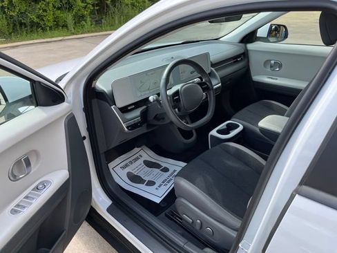 Used 2023 Hyundai Ioniq 5 SE RWD image 10