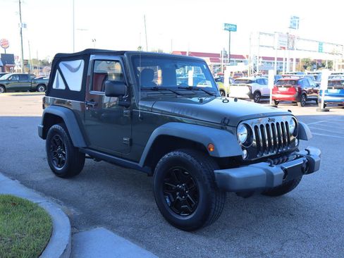 Used 2015 Jeep Wrangler Sport image 11