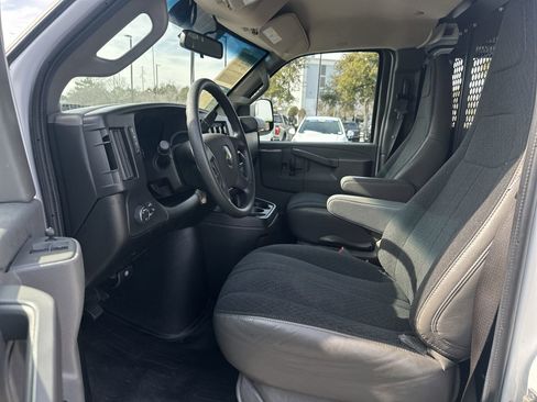 Certified 2021 Chevrolet Express 2500 w/ Driver Convenience Package image 16