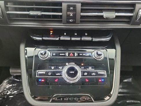 Used 2022 Lincoln Corsair FWD image 47