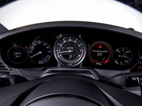 Used 2022 Porsche 911 Carrera GTS w/ Premium Package image 26