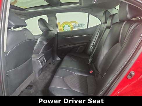 Used 2022 Toyota Camry XSE image 12