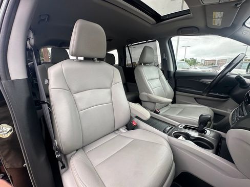 Used 2019 Honda Pilot EX-L image 28