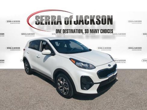 Used 2021 Kia Sportage LX FWD image 2