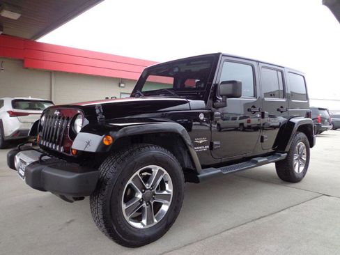 Used 2013 Jeep Wrangler Unlimited Sahara w/ Connectivity Group image 1
