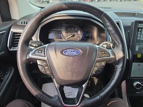 Used 2024 Ford Edge SEL AWD/4WD image 13