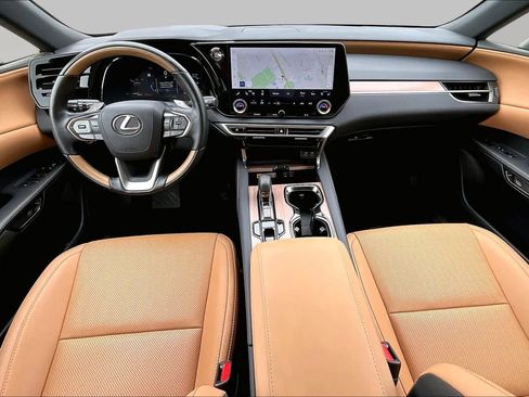 Used 2025 Lexus RX 350 Premium w/ Accessory Package (Z1) FWD image 16
