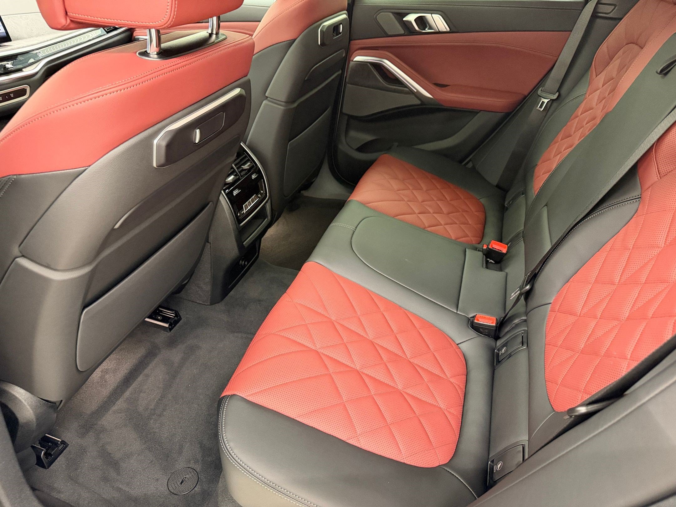 New 2027 BMW X6 xDrive40i AWD/4WD image 19