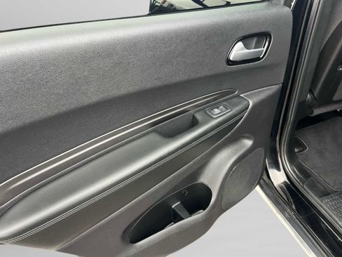 Used 2023 Dodge Durango SXT Launch Edition image 23