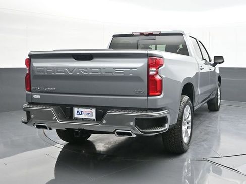 New 2026 Chevrolet Silverado 1500 LTZ w/ LTZ Premium Package AWD/4WD image 9