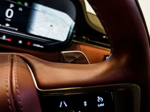 Used 2023 Land Rover Range Rover SE image 19