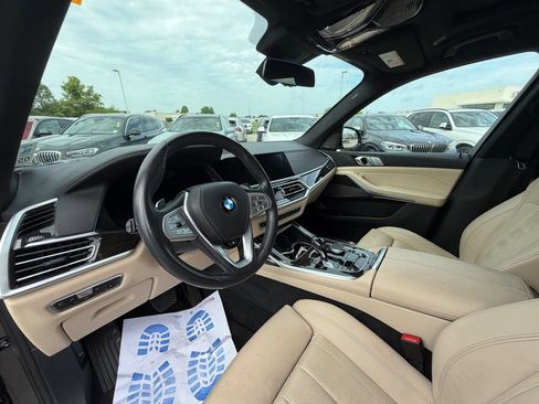 Used 2021 BMW X7 xDrive40i w/ Premium Package AWD/4WD image 7