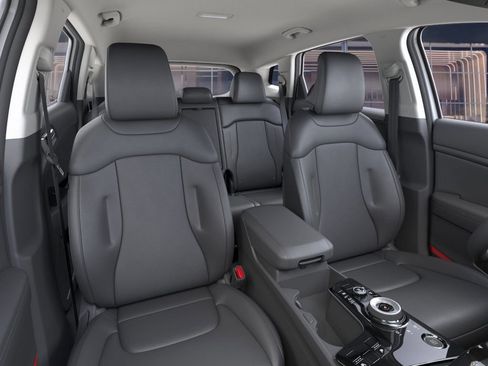 New 2025 Kia Sportage EX AWD/4WD image 15