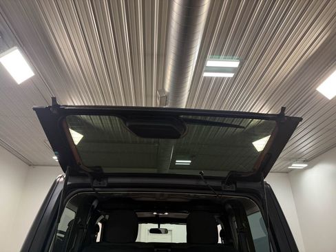 Used 2022 Jeep Wrangler Willys image 69