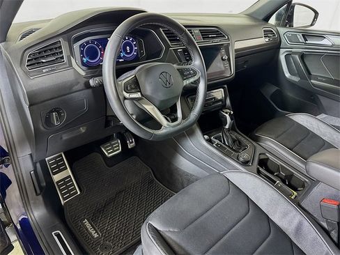 Used 2023 Volkswagen Tiguan SEL R-Line image 7