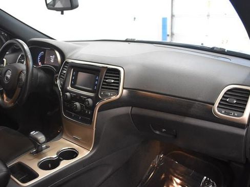 Used 2014 Jeep Grand Cherokee Laredo w/ Quick Order Package 23E AWD/4WD image 18