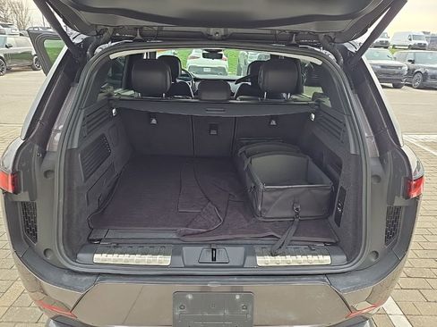 Certified 2024 Land Rover Range Rover Sport Dynamic SE image 18