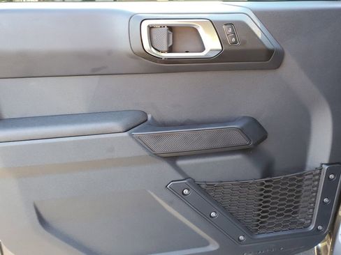 New 2025 Ford Bronco 4-Door image 20