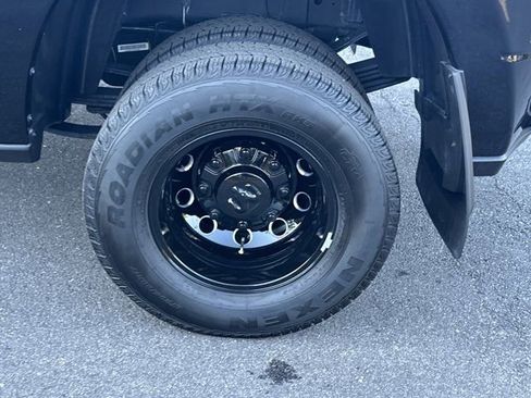 Certified 2024 RAM 3500 Laramie w/ Night Edition image 20