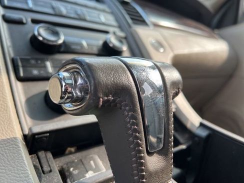 Used 2011 Ford Taurus SEL w/ 202A Rapid Spec Order Code image 21