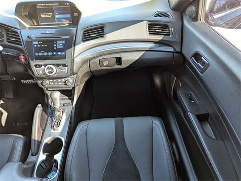 Used 2021 Acura ILX image 15