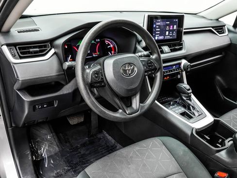 Used 2024 Toyota RAV4 XLE image 22