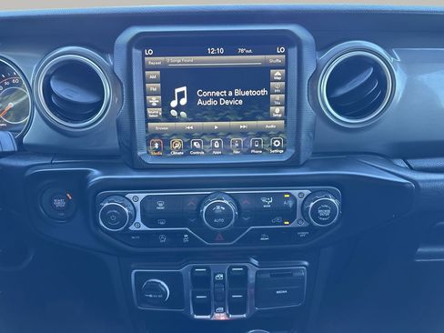 Used 2023 Jeep Wrangler Sahara image 20