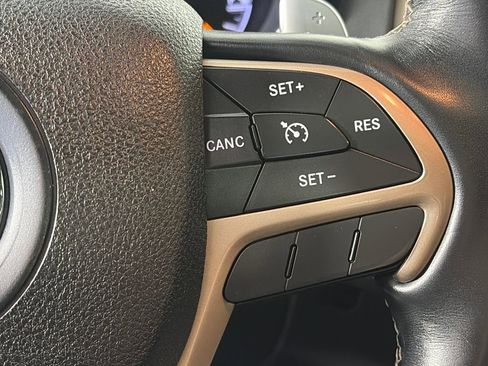 Used 2016 Jeep Grand Cherokee Overland image 19