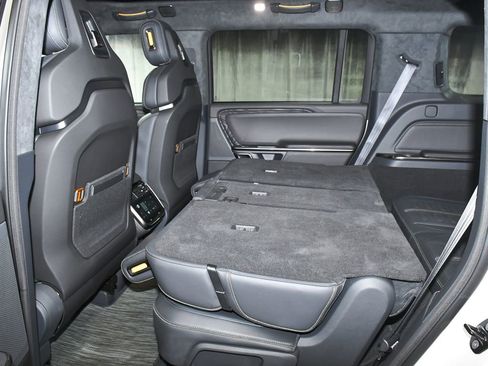Used 2022 Rivian R1S Launch Edition AWD/4WD image 49