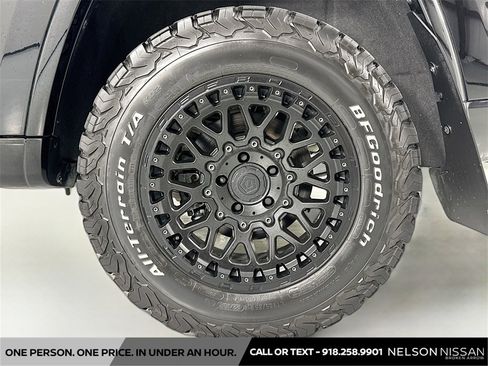 Used 2022 Jeep Grand Cherokee Laredo X image 30