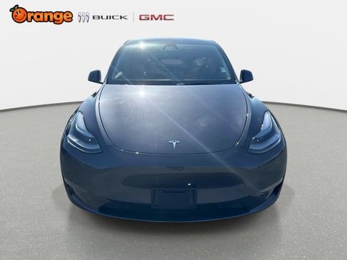 Used 2025 Tesla Model Y Long Range RWD image 8