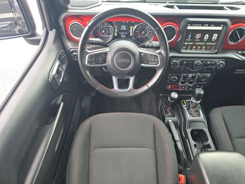 Used 2019 Jeep Wrangler Unlimited Rubicon AWD/4WD image 22