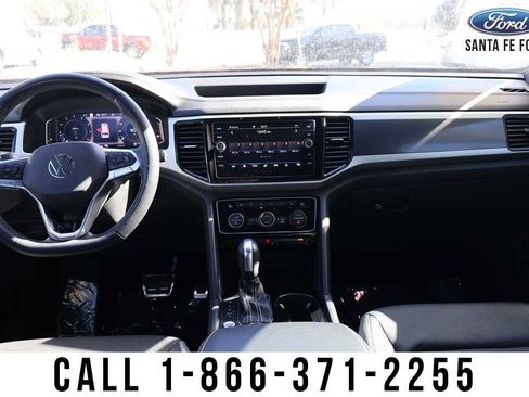 Used 2023 Volkswagen Atlas Cross Sport SEL Premium R-Line image 22