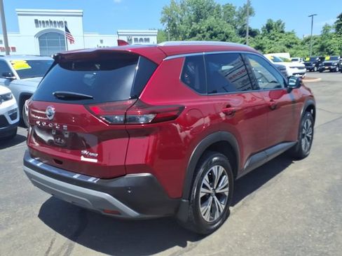 Used 2021 Nissan Rogue SV w/ Premium Package AWD/4WD image 7