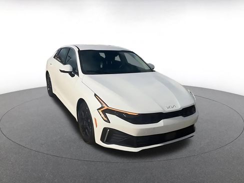 Used 2025 Kia K5 LXS image 3