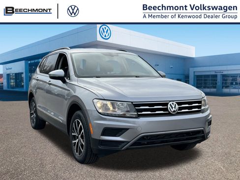 Used 2021 Volkswagen Tiguan SE image 1
