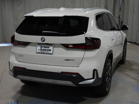 New 2027 BMW X1 xDrive28i AWD/4WD image 19