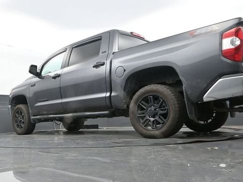 Used 2021 Toyota Tundra SR5 w/ SR5 Upgrade Package AWD/4WD image 26