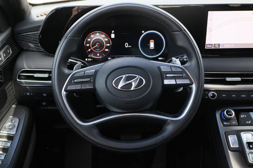 Used 2025 Hyundai Palisade Calligraphy AWD/4WD image 13