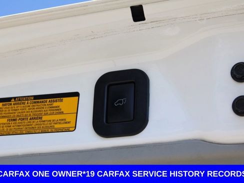 Used 2014 Toyota Sienna XLE w/ XLE Premium Package FWD image 11