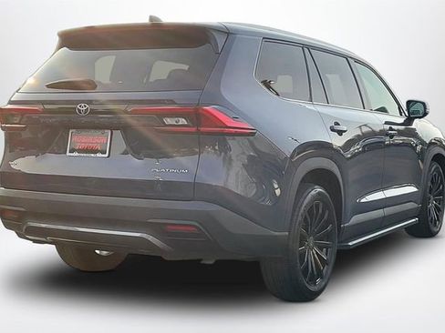 Used 2024 Toyota Grand Highlander Platinum image 13