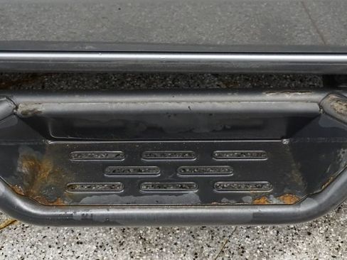 Used 2020 GMC Canyon SLE w/ Elevation Edition image 20