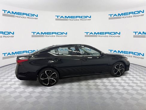 Used 2024 Nissan Altima 2.5 SR FWD image 6