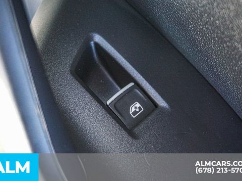 Used 2024 Volkswagen Jetta SE FWD image 55