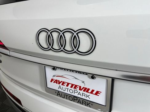 Used 2025 Audi Q7 3.0T Premium Plus AWD/4WD image 17